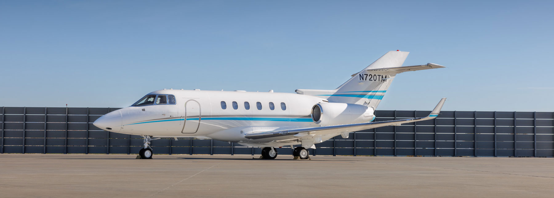 Hawker 850XP N720TM | Worldwide Jet